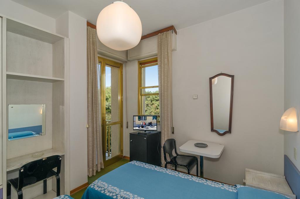 Hotel Brasilia Marina di Pietrasanta Dış mekan fotoğraf