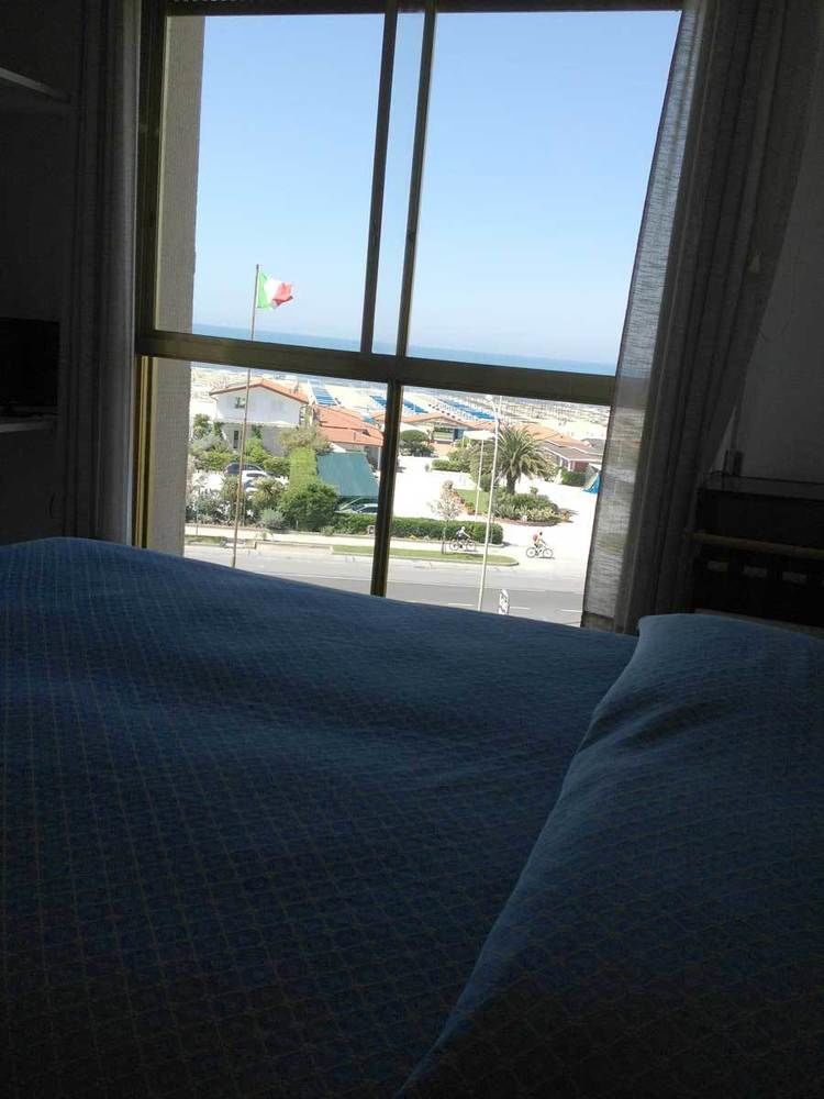 Hotel Brasilia Marina di Pietrasanta Dış mekan fotoğraf