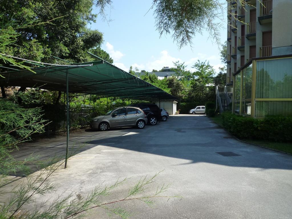 Hotel Brasilia Marina di Pietrasanta Dış mekan fotoğraf